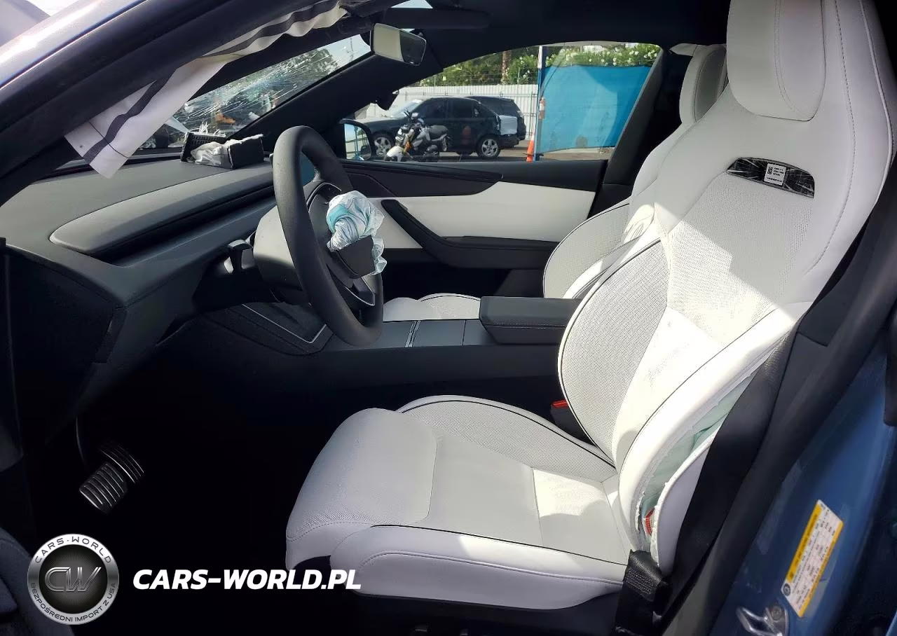 2026 Tesla Model Y Performance Awd VIN:7SAYGDET1TA735178 - 7