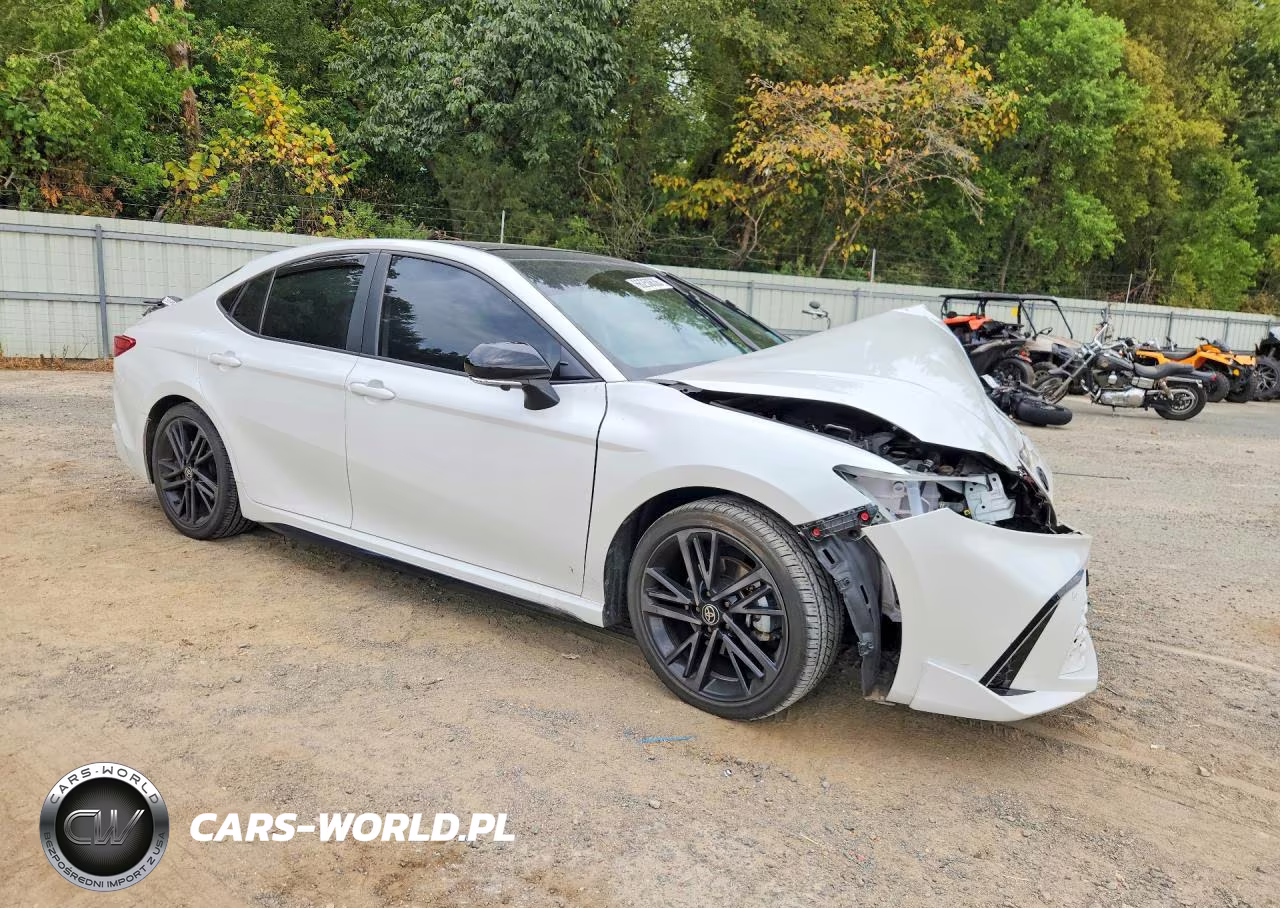 2025 Toyota Camry Xse VIN:4T1DAACK9SU568742 - 4