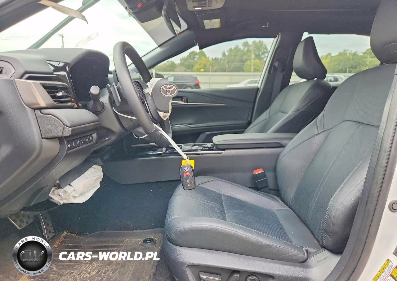 2025 Toyota Camry Xse VIN:4T1DAACK9SU568742 - 7