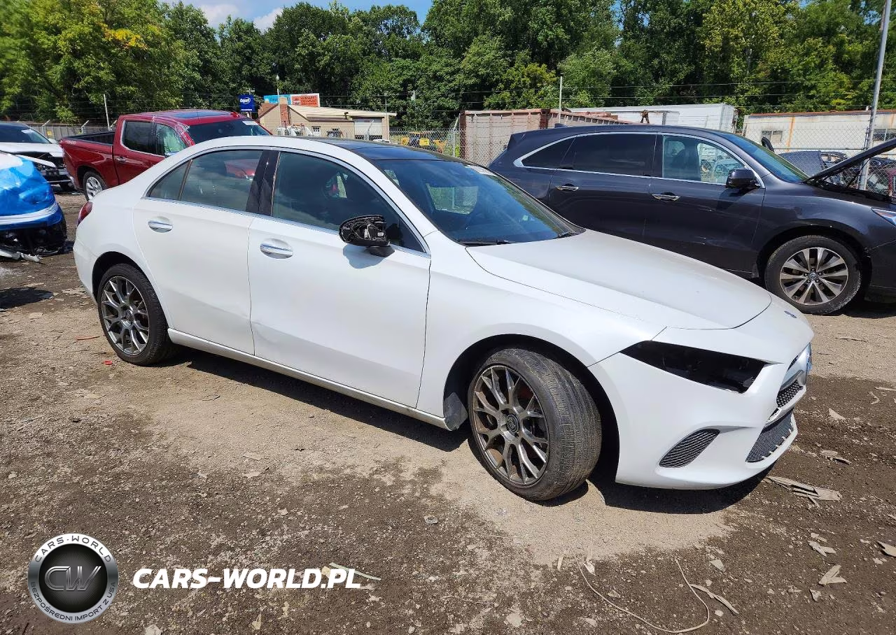 2019 Mercedes-Benz A 220 4Matic VIN:WDD3G4FB4KW023344 - 4