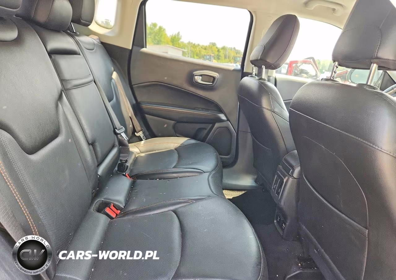 2019 Jeep Compass Limited VIN:3C4NJCCB1KT676075 - 11