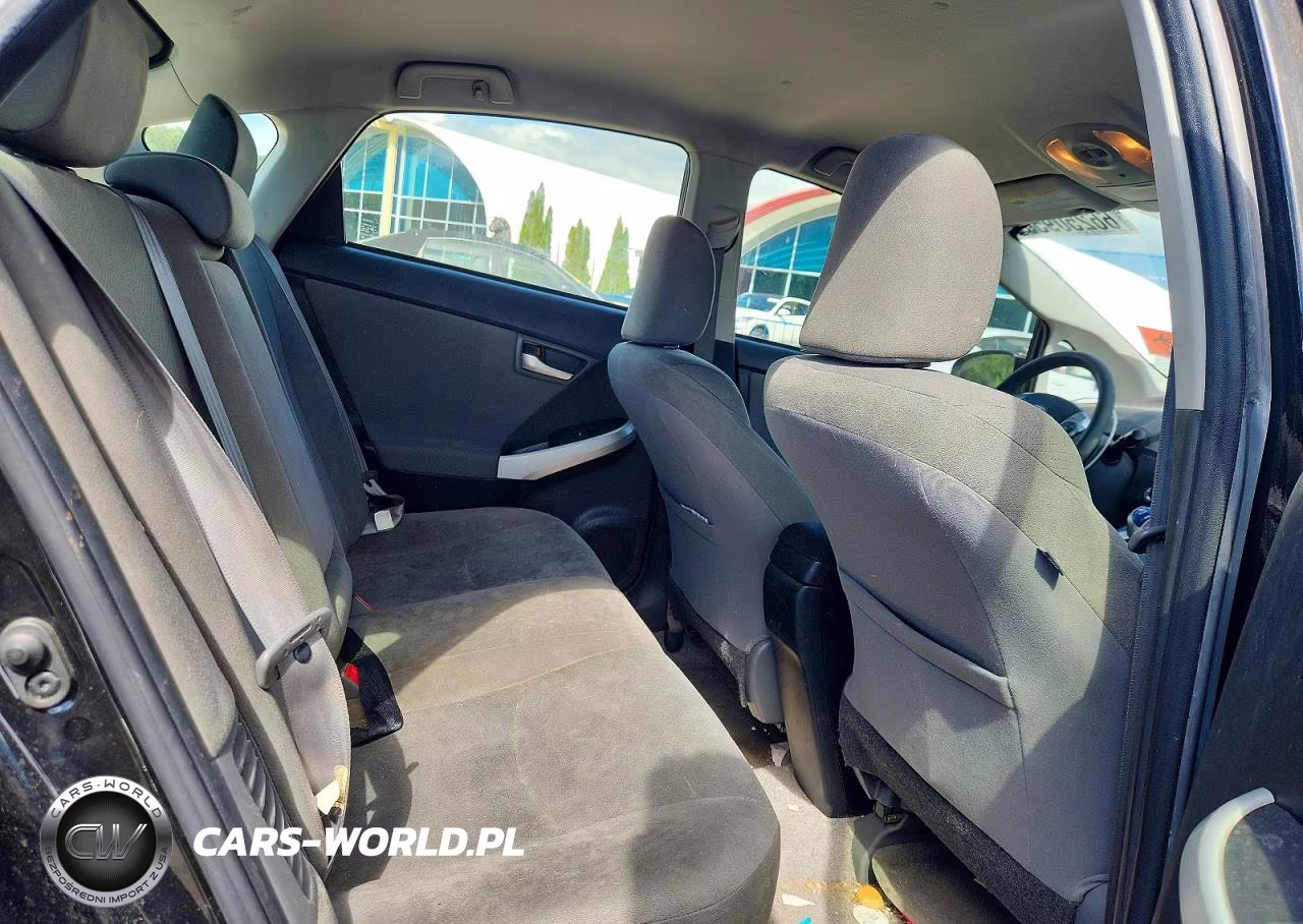 2015 Toyota Prius Three VIN:JTDKN3DU6F0442430 - 10