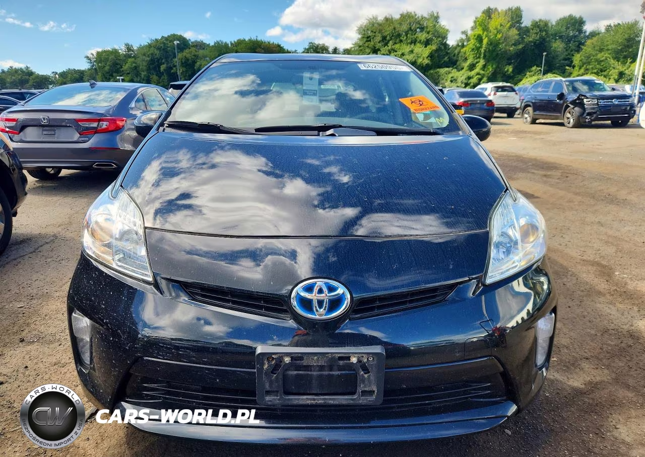 2015 Toyota Prius Three VIN:JTDKN3DU6F0442430 - 5