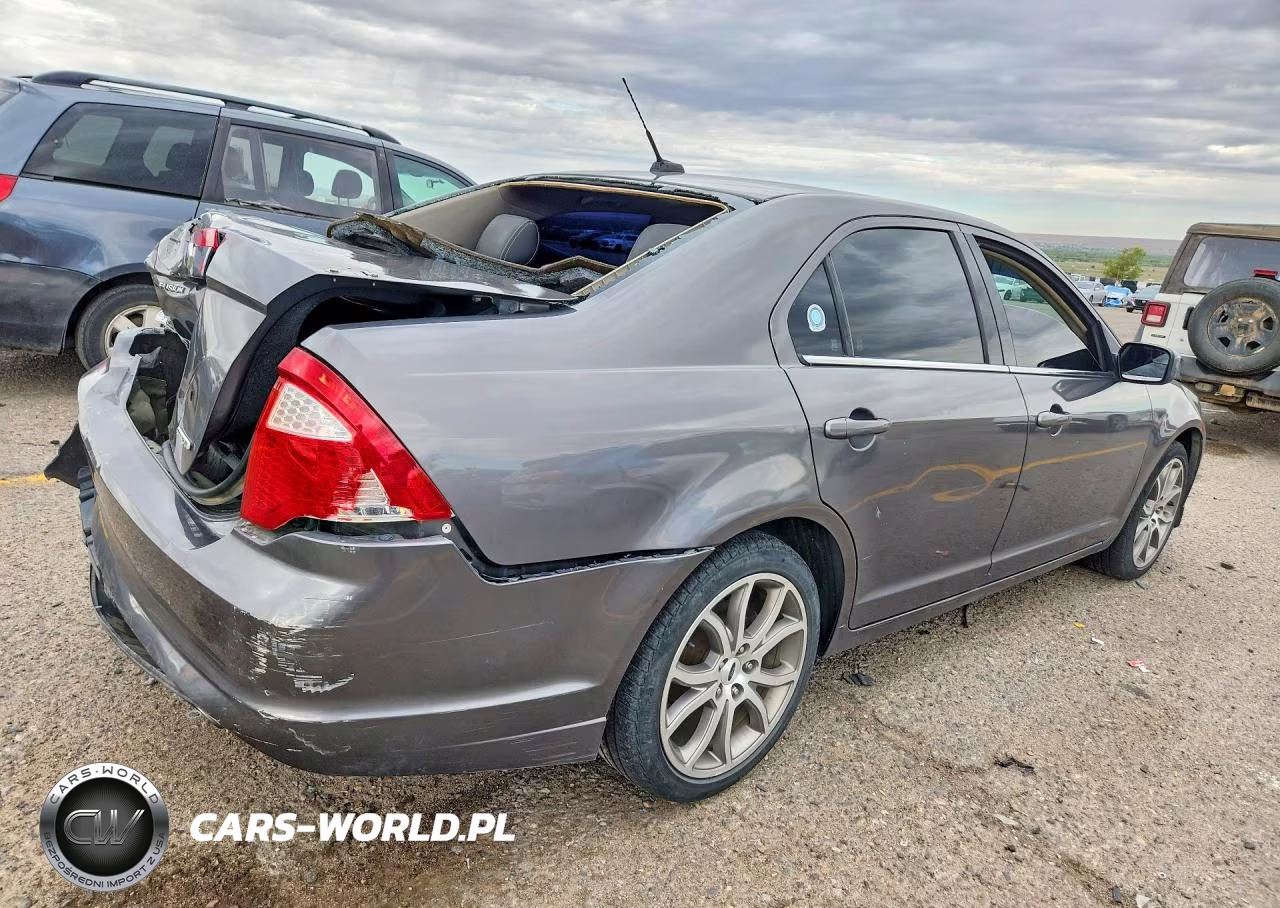2011 Ford Fusion Se VIN:3FAHP0HGXBR199986 - 3