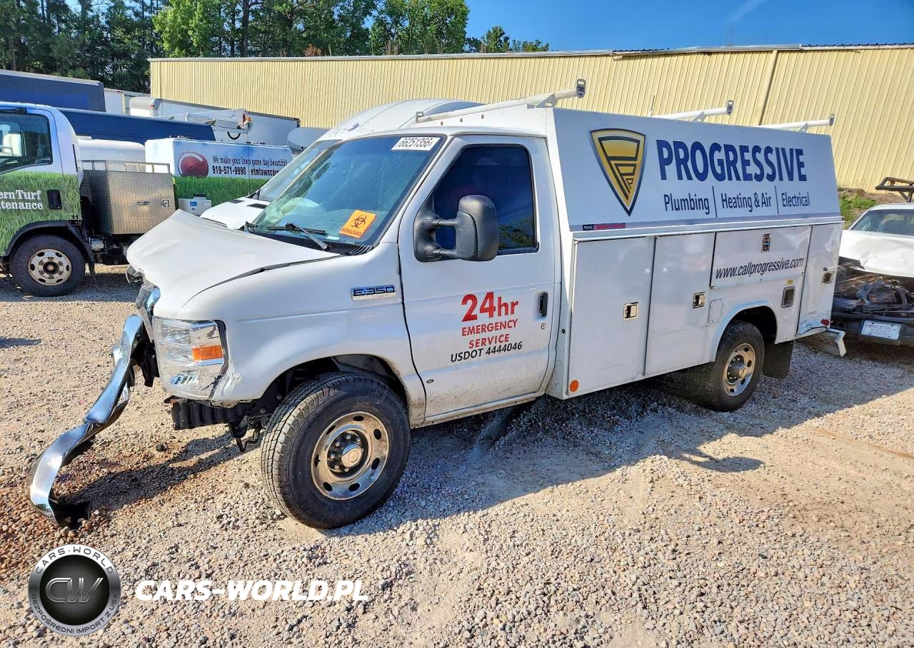2023 Ford Econoline E350 Super Duty Cutaway Van VIN:1FDWE3FK1PDD04605 - 1