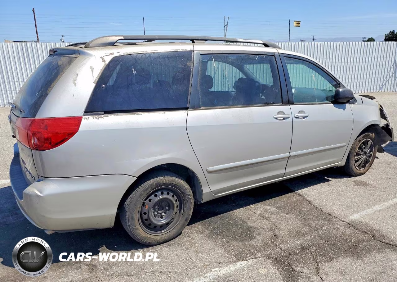 2007 Toyota Sienna Ce 8-Passenger VIN:5TDZK23C27S010779 - 3