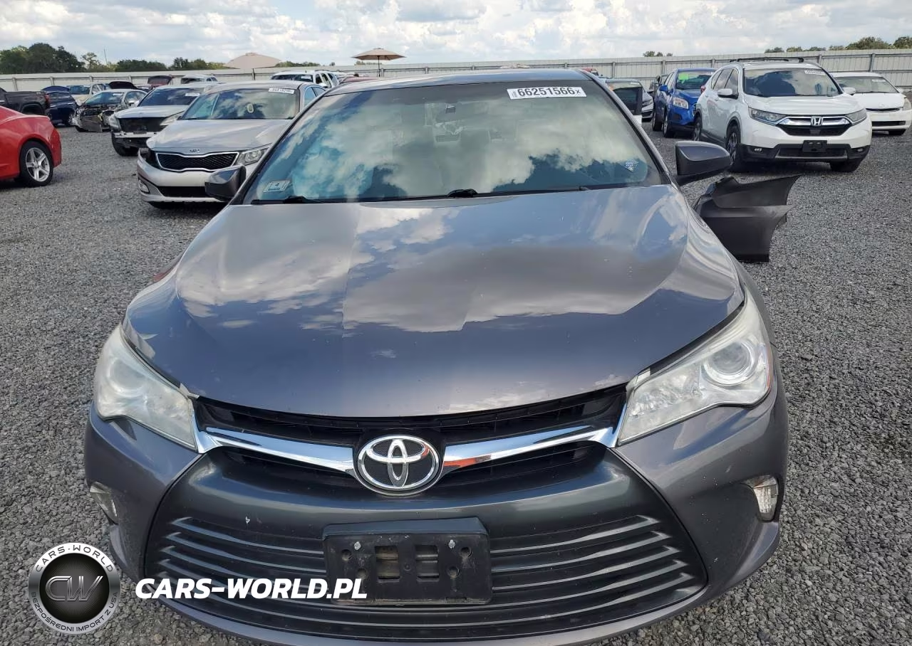 2017 Toyota Camry Le VIN:4T1BF1FK0HU789773 - 5