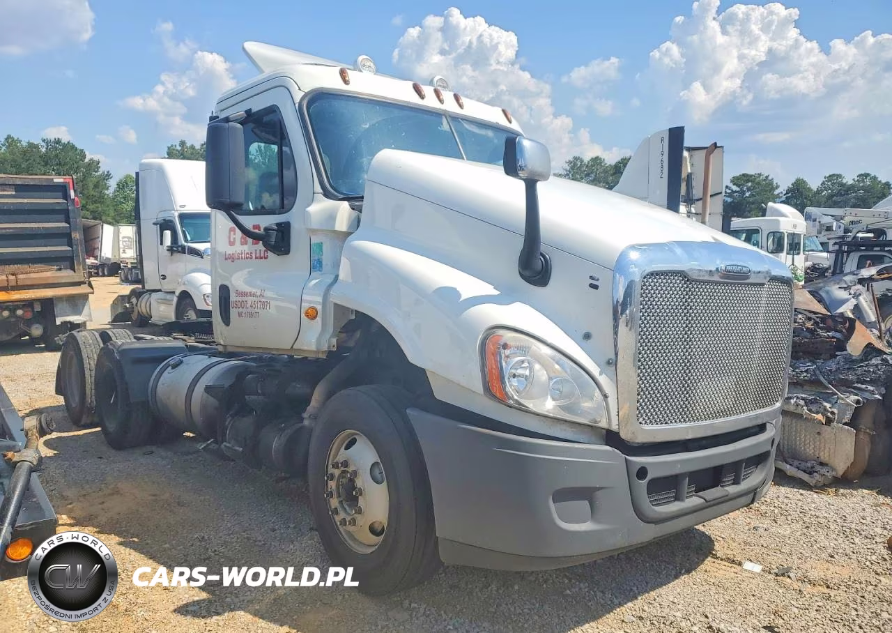 2013 Freightliner Cascadia 125 VIN:1FUJGEBG2DSBX9705 - 4