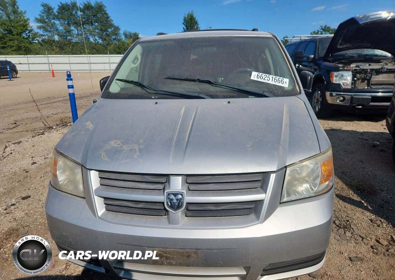 2010 Dodge Grand Caravan Se VIN:2D4RN4DE2AR161319 - 5