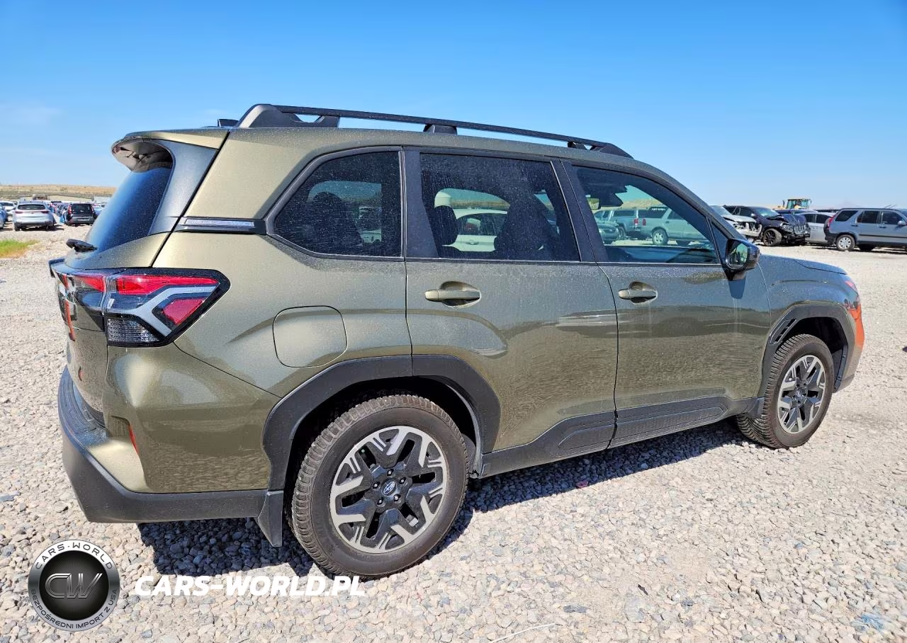 2025 Subaru Forester Premium VIN:JF2SLDDC5SH432214 - 3