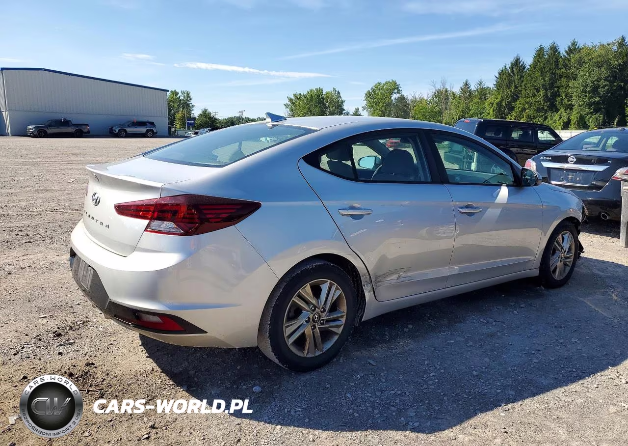 2019 Hyundai Elantra Sel VIN:5NPD84LFXKH411591 - 3