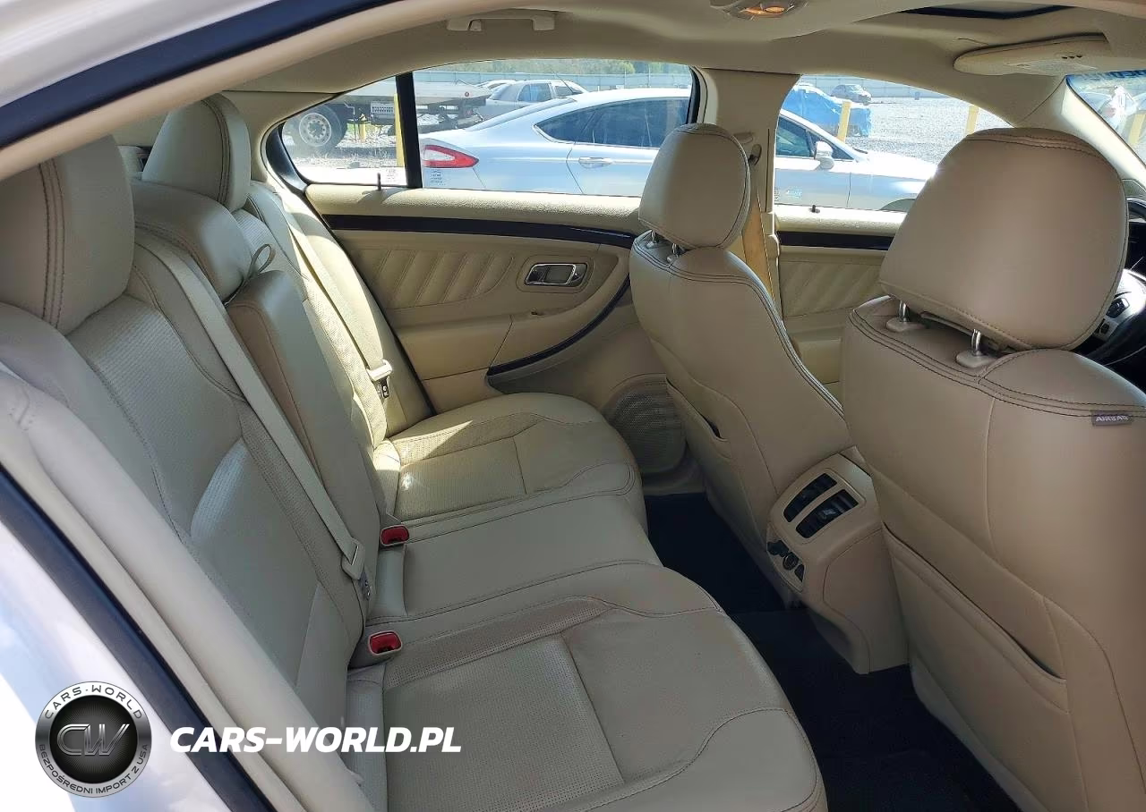 2015 Ford Taurus Limited VIN:1FAHP2F8XFG199006 - 10
