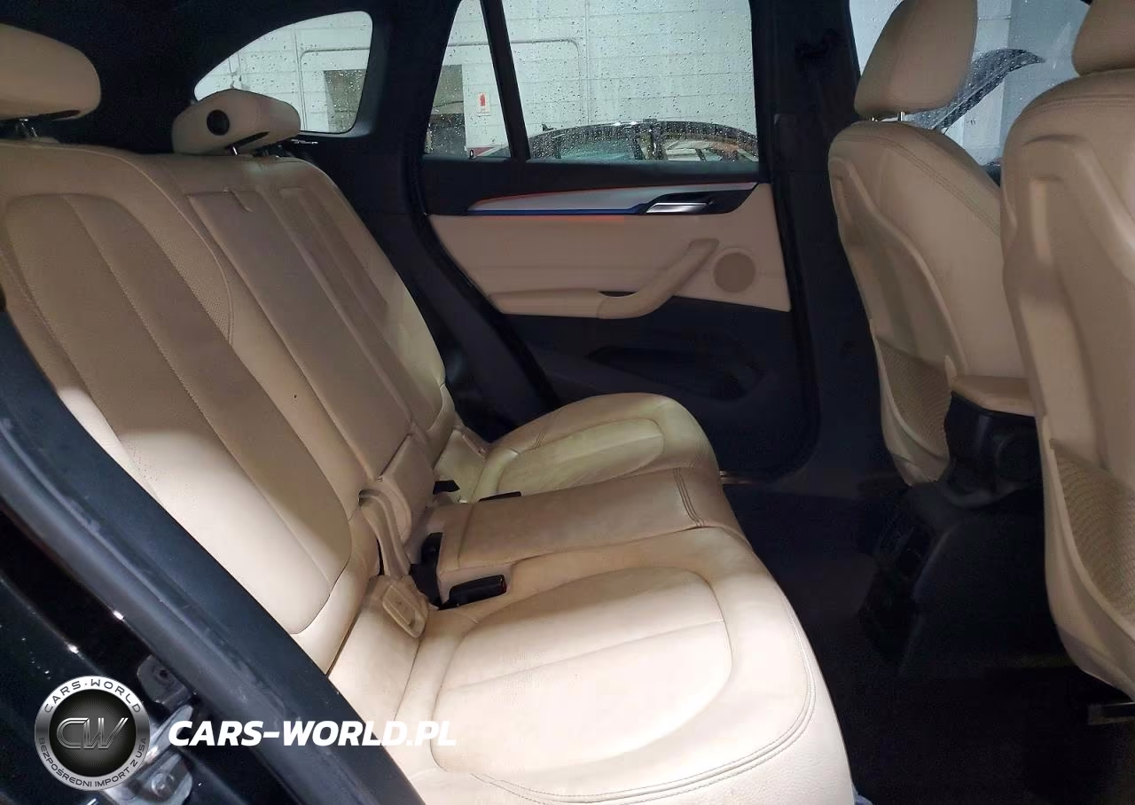 2017 BMW X1 xDrive28I VIN:WBXHT3C30H5F75589 - 11