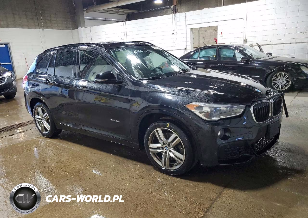 2017 BMW X1 xDrive28I VIN:WBXHT3C30H5F75589 - 4