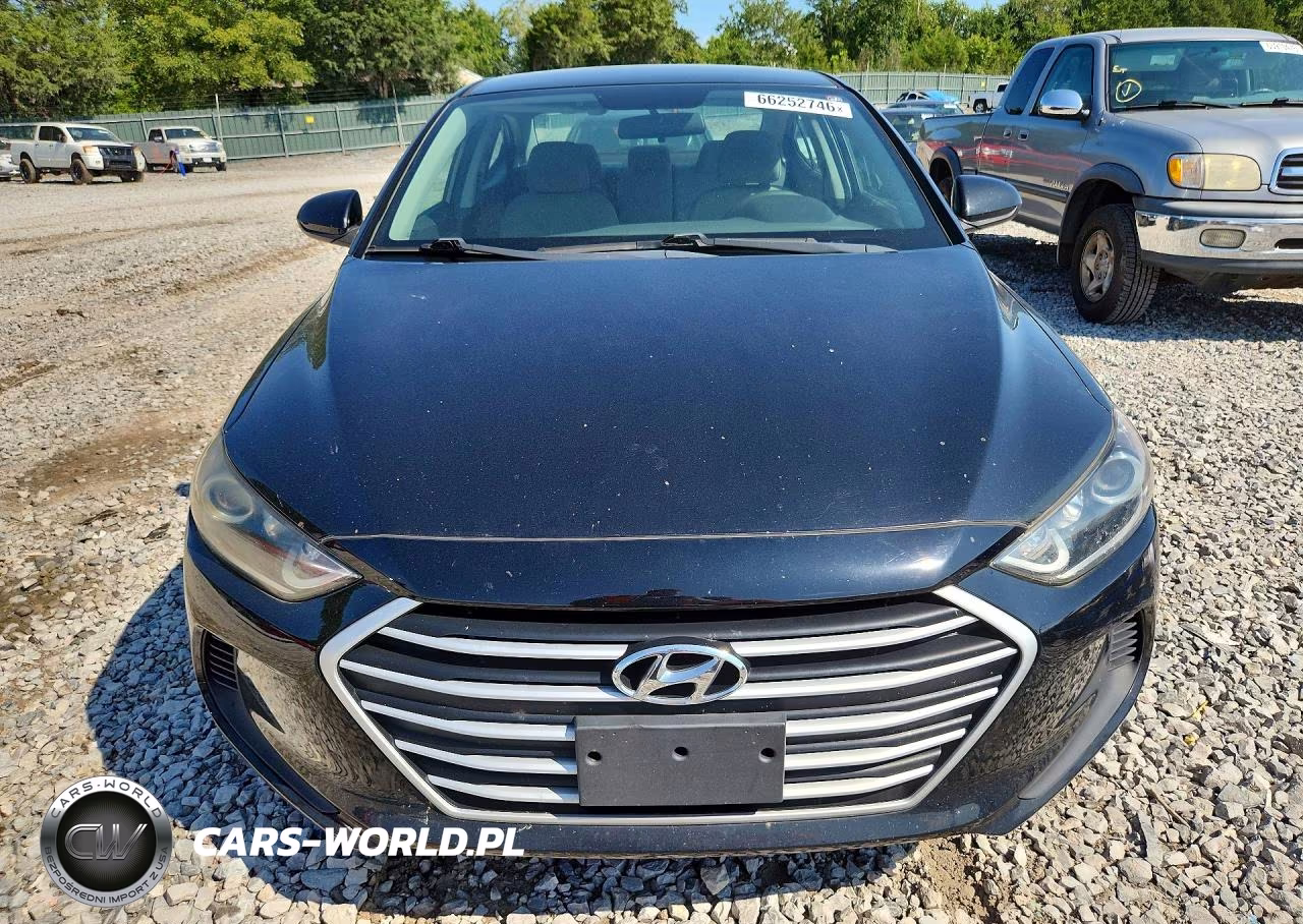 2018 Hyundai Elantra Sel VIN:5NPD84LF8JH215101 - 5