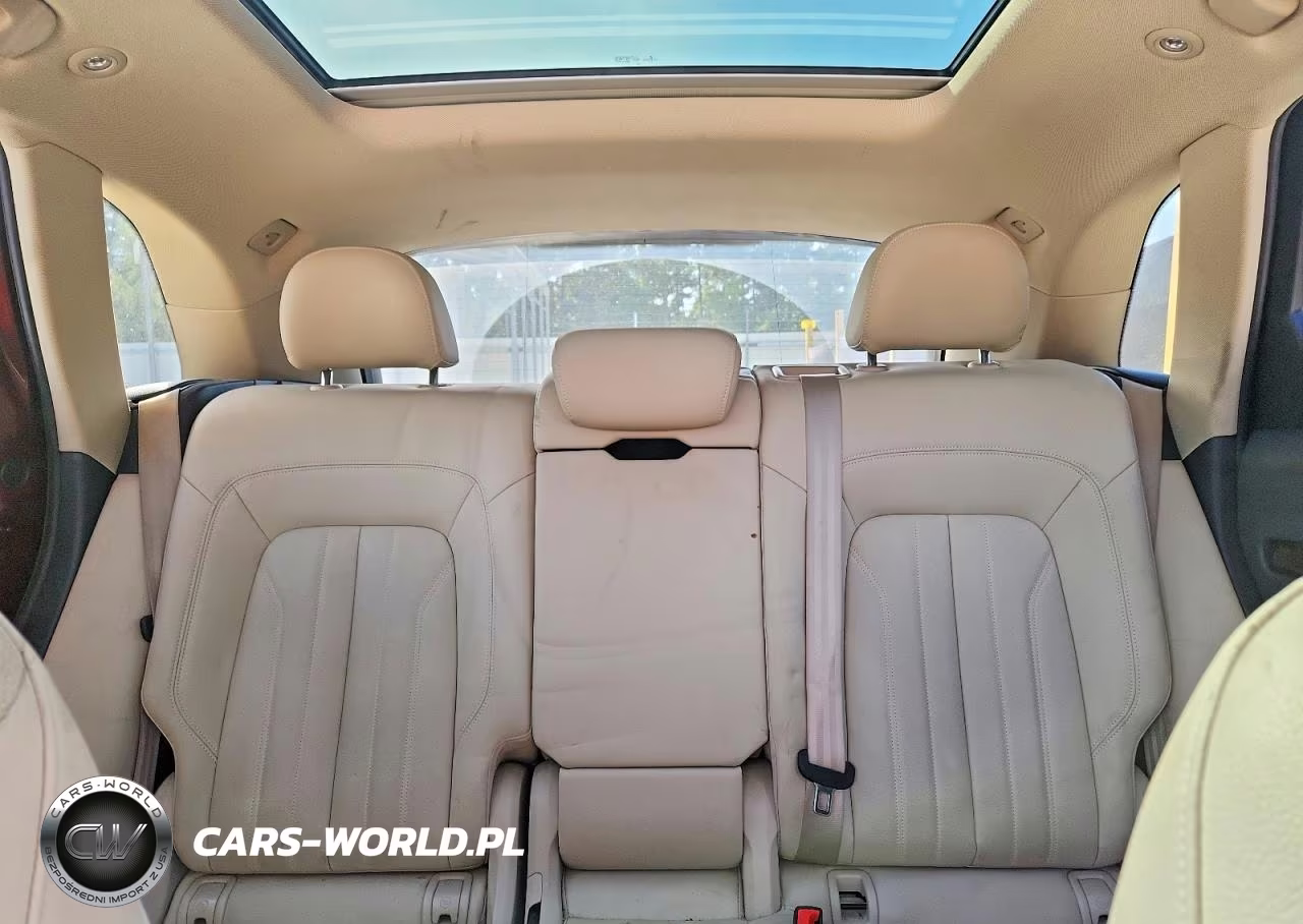 2020 Audi Q5 Premium Plus VIN:WA1BNAFY1L2033282 - 10