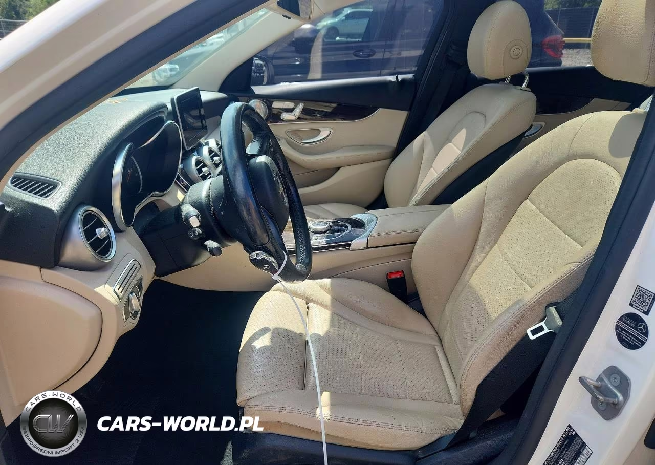 2017 Mercedes-Benz C 300 4Matic VIN:55SWF4KB8HU216432 - 7