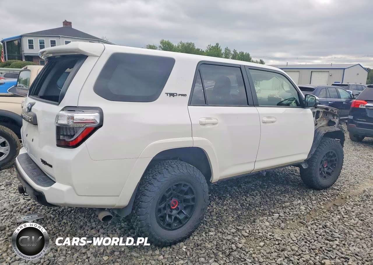 2023 Toyota 4Runner Trd Pro VIN:JTELU5JR8P6113841 - 3