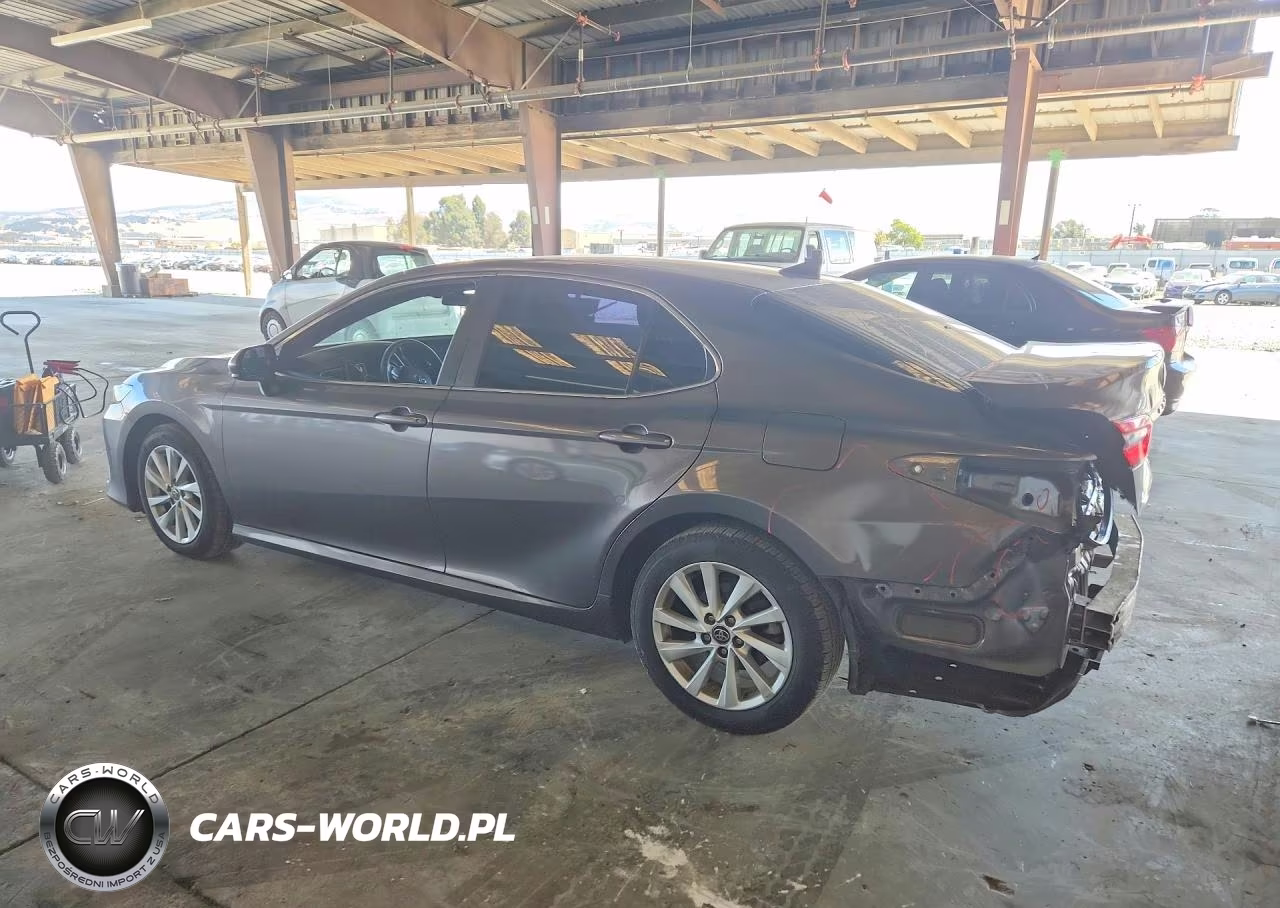 2022 Toyota Camry Le VIN:4T1C11AK4NU626808 - 2