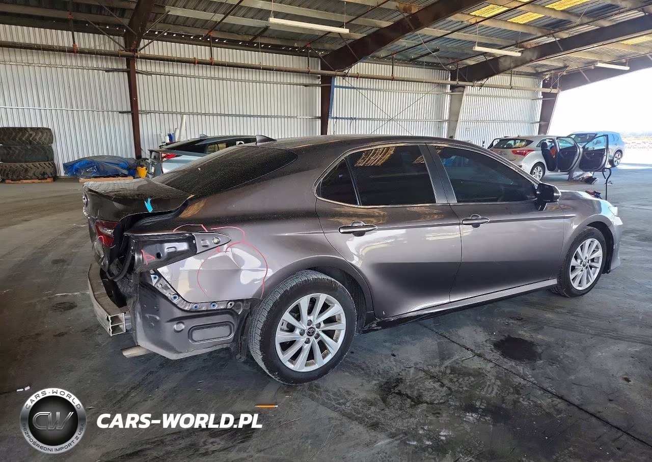 2022 Toyota Camry Le VIN:4T1C11AK4NU626808 - 3
