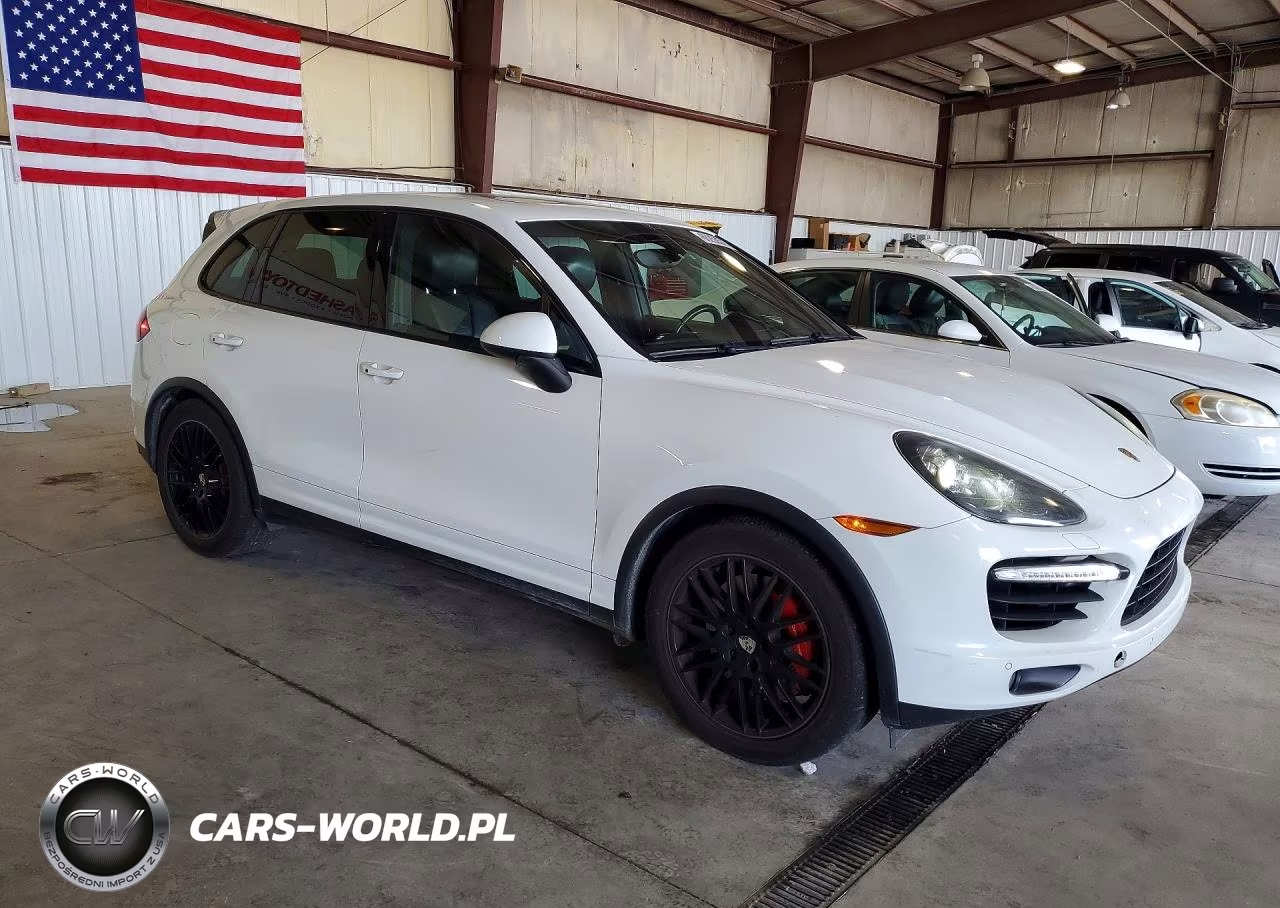 2013 Porsche Cayenne Turbo VIN:WP1AC2A25DLA92328 - 4