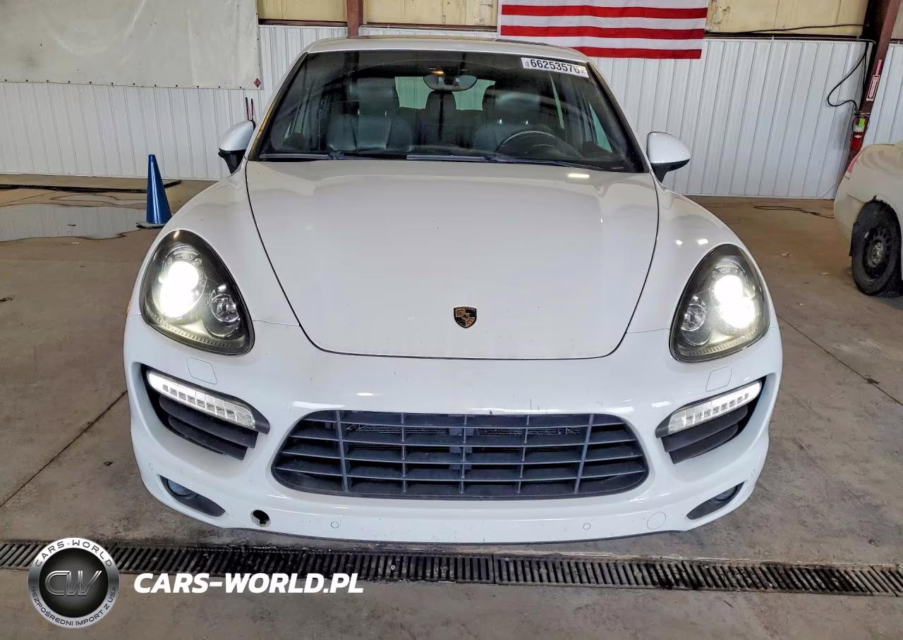 2013 Porsche Cayenne Turbo VIN:WP1AC2A25DLA92328 - 5