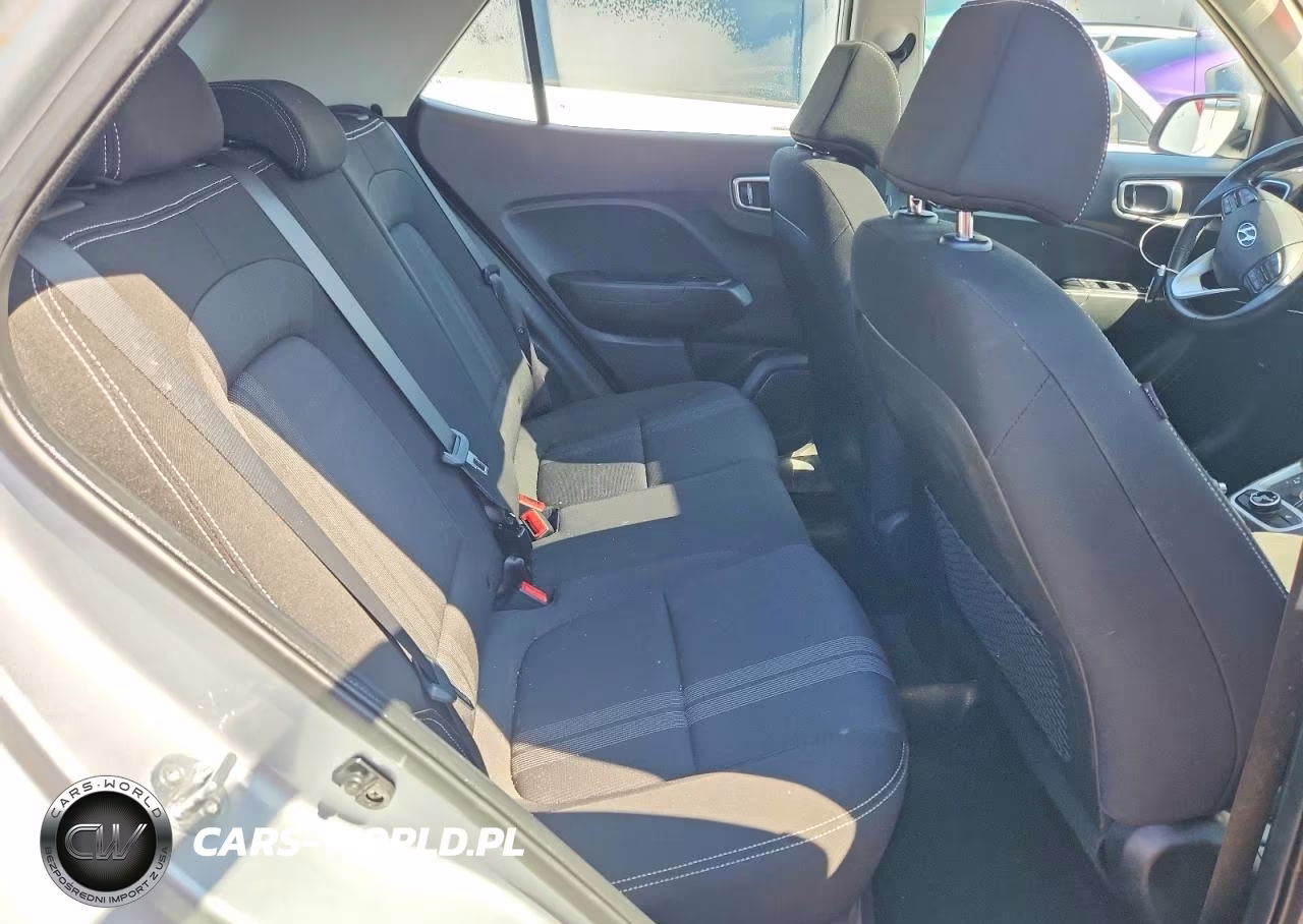 2020 Hyundai Venue Sel VIN:KMHRC8A33LU033279 - 11