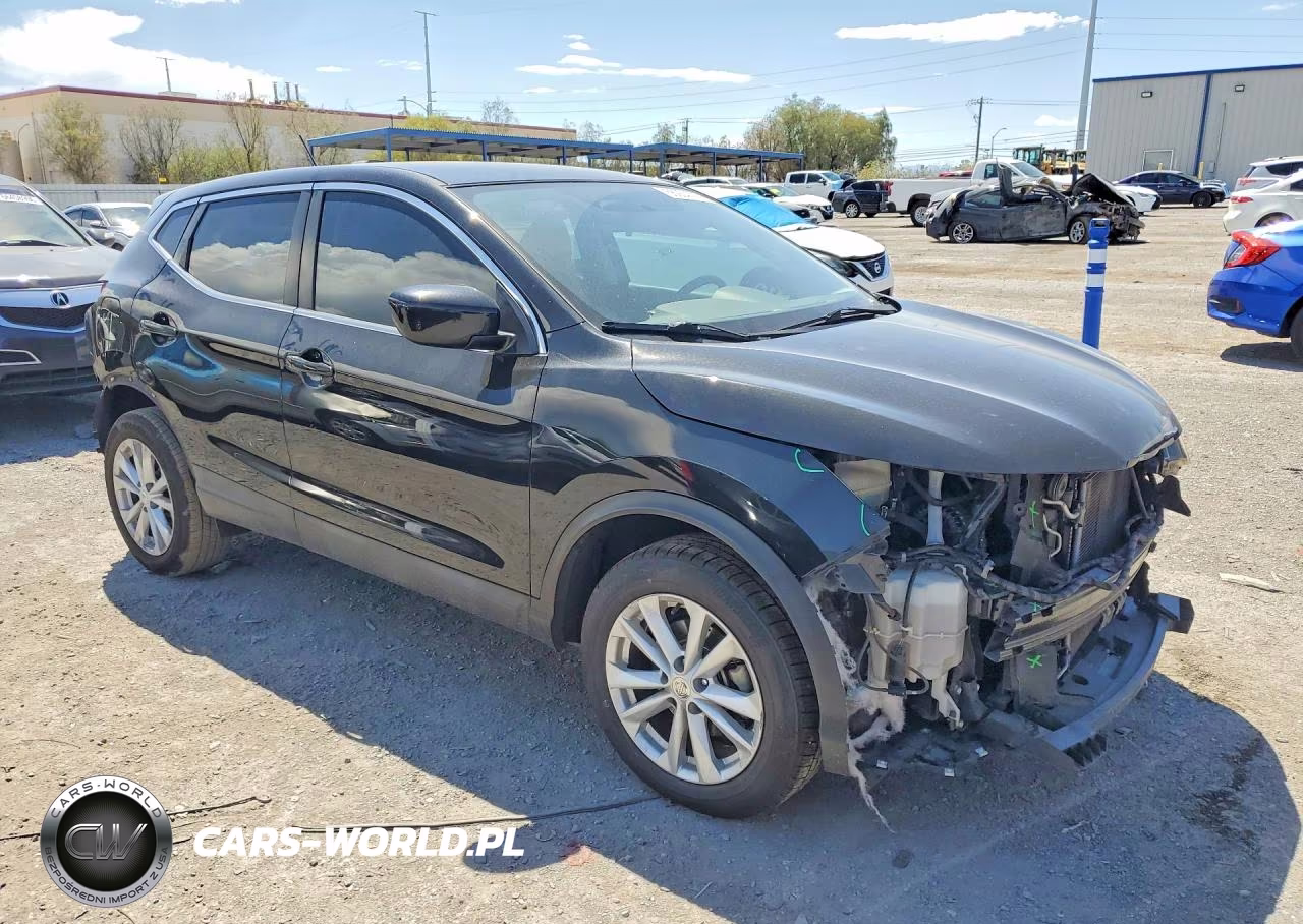 2017 Nissan Rogue Sport S VIN:JN1BJ1CP3HW031212 - 4