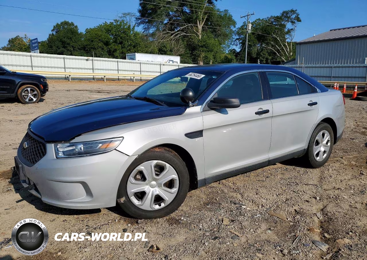 2016 Ford Taurus Police Interceptor – zdjęcie 1 z 12
