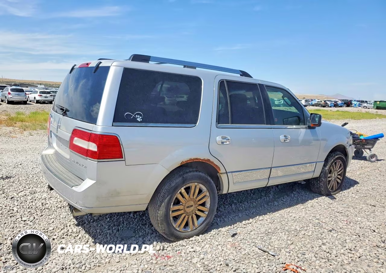 2012 Lincoln Navigator VIN:5LMJJ2J51CEL07040 - 3