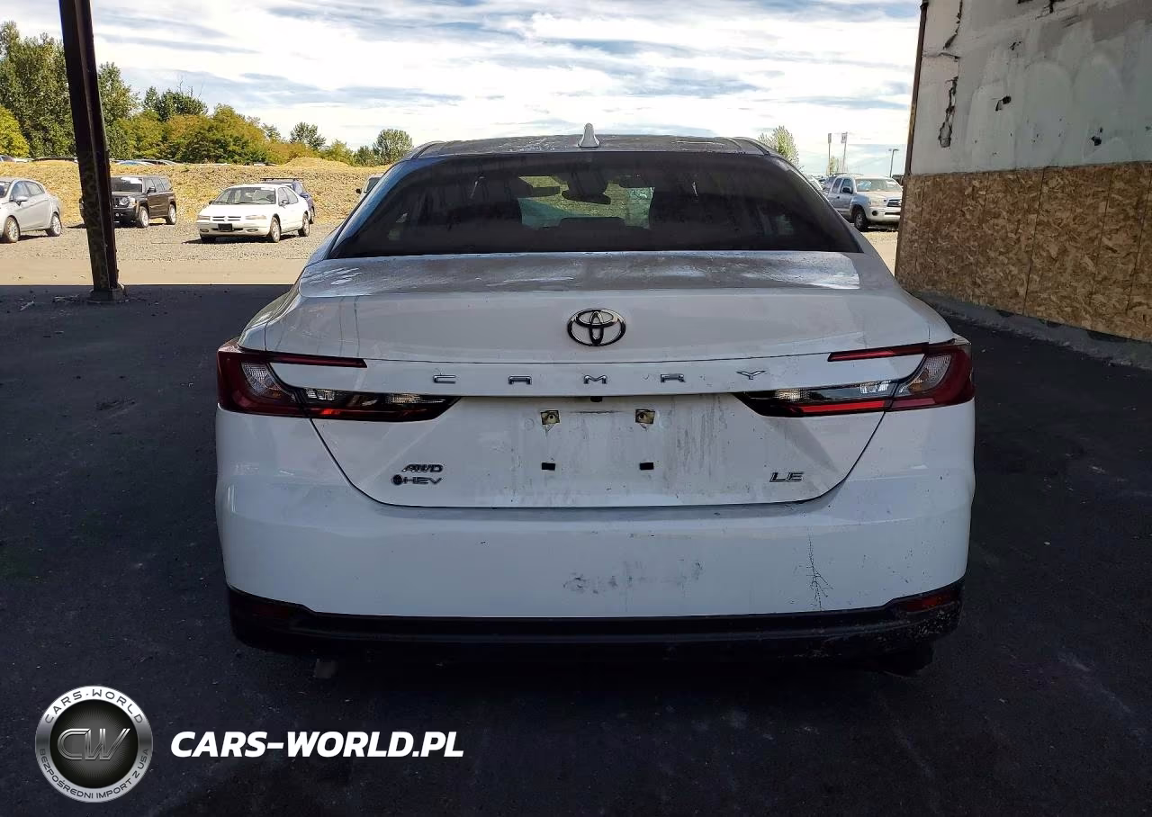 2026 Toyota Camry Le VIN:4T1DBADK1TU039038 - 6