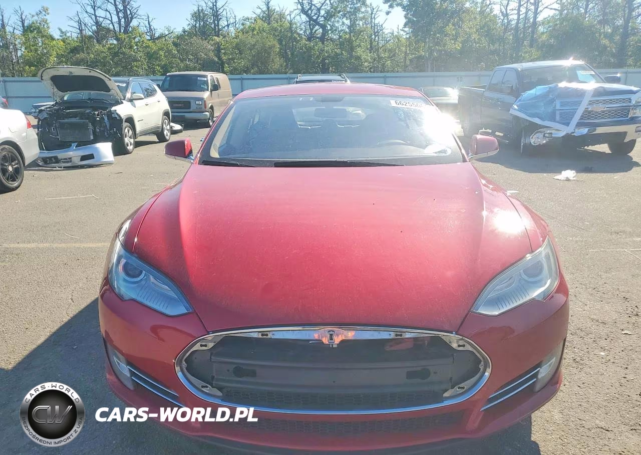 2013 Tesla Model S VIN:5YJSA1CN5DFP08366 - 5