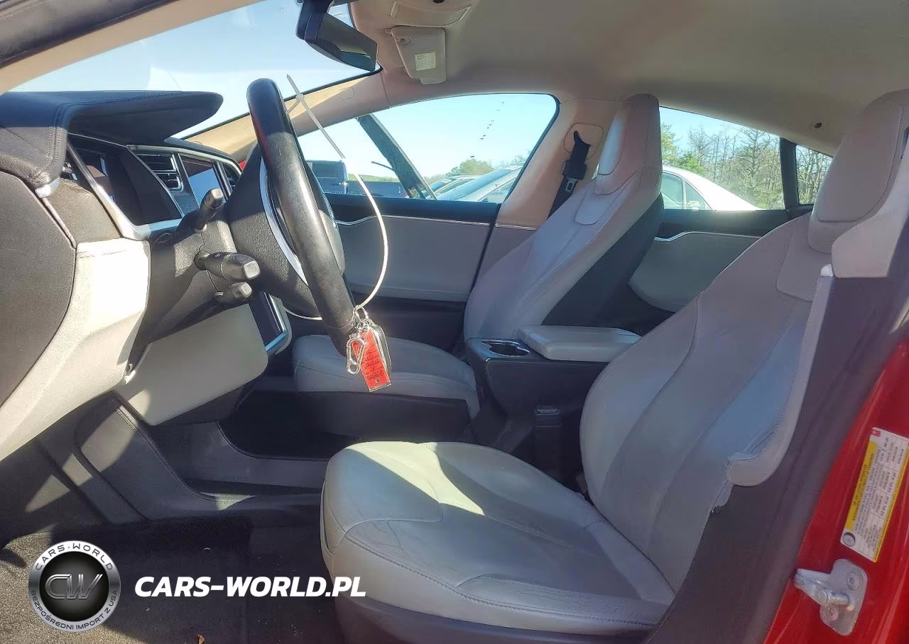 2013 Tesla Model S VIN:5YJSA1CN5DFP08366 - 7