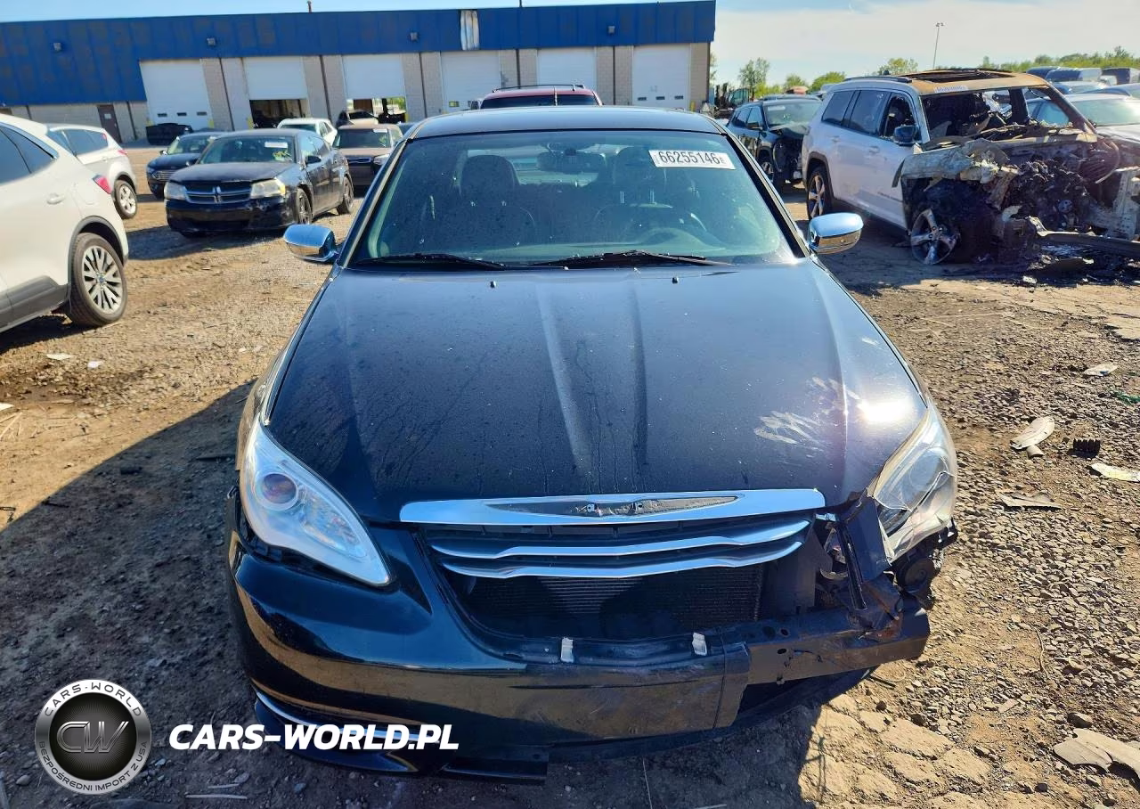 2013 Chrysler 200 Limited VIN:1C3CCBCG9DN501717 - 5