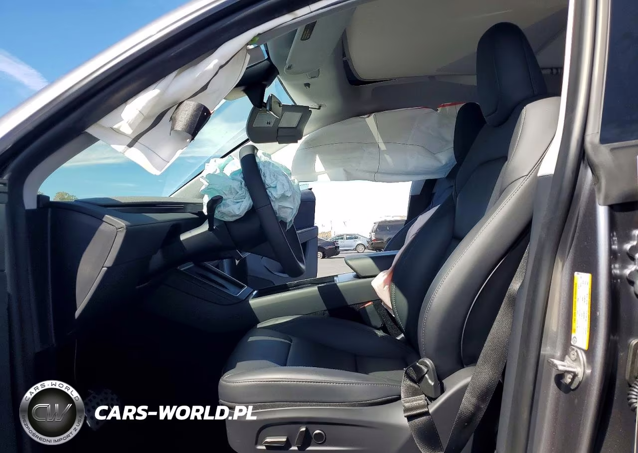 2026 Tesla Model Y VIN:7SAYGDEE6TF409025 - 7