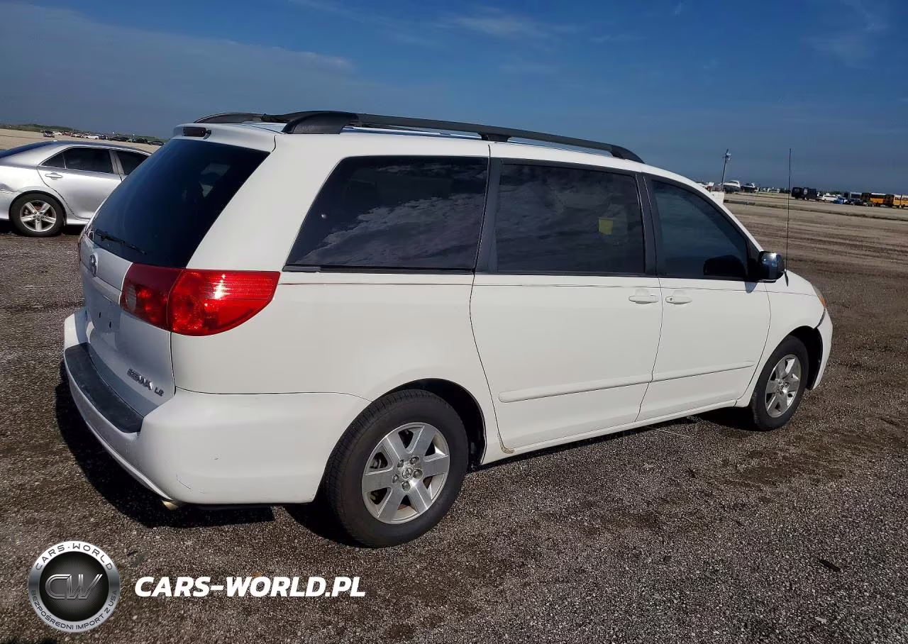 2007 Toyota Sienna Le 7-Passenger VIN:5TDZK23C47S015174 - 3
