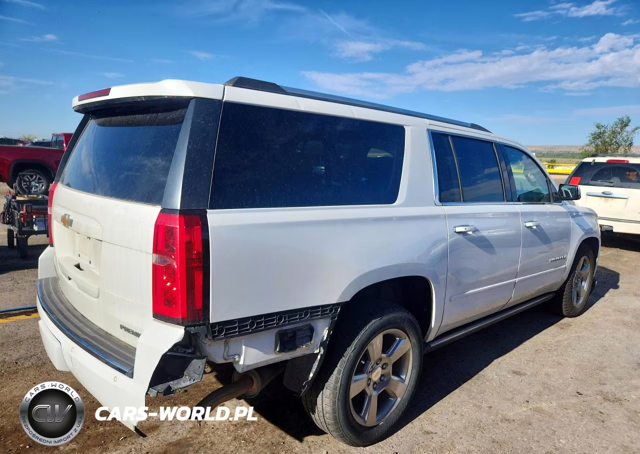 2020 Chevrolet Suburban K1500 Premier VIN:1GNSKJKC0LR149452 - 3