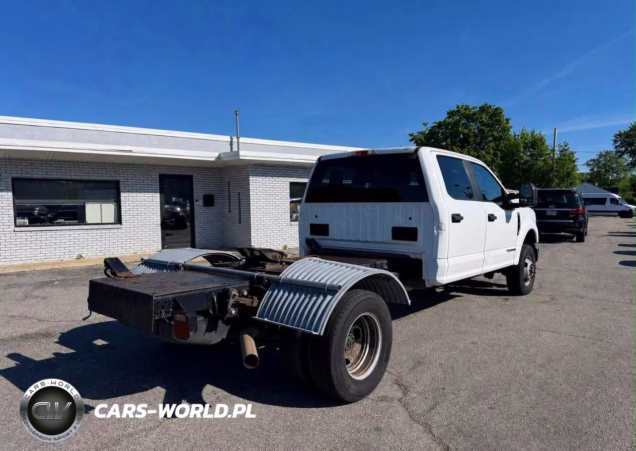 2021 Ford F350 Super Duty VIN:1FD8W3HTXMEC75168 - 4