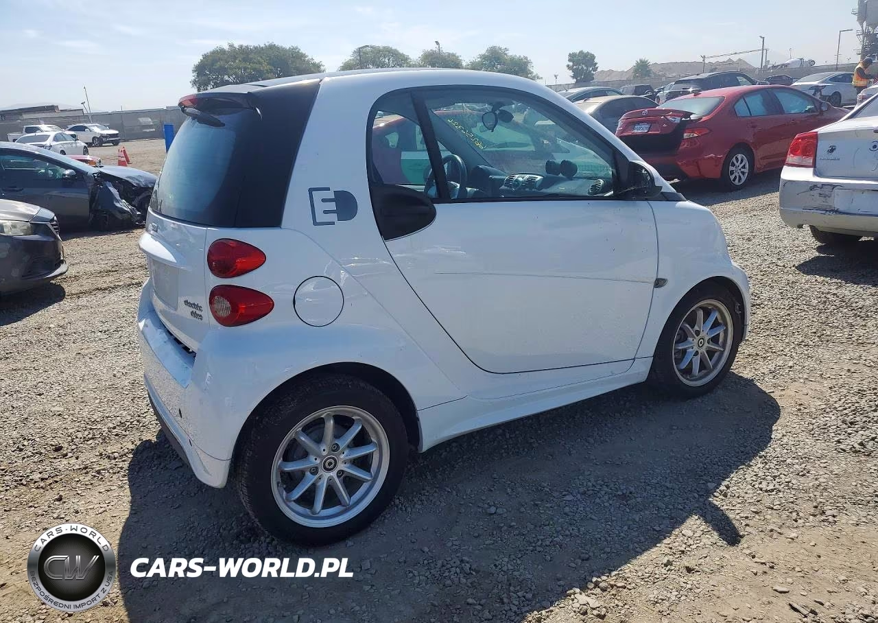 2016 Smart Fortwo VIN:WMEEJ9AA8GK843247 - 3