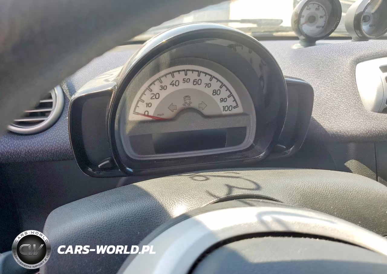 2016 Smart Fortwo VIN:WMEEJ9AA8GK843247 - 9