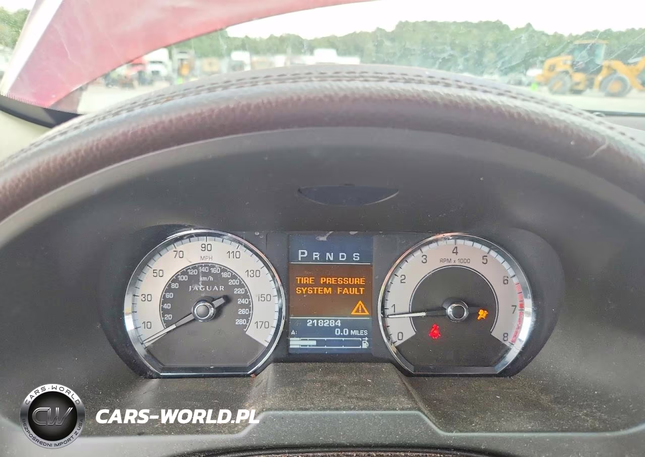 2010 Jaguar Xf Luxury VIN:SAJWA0FA7AHR64879 - 9