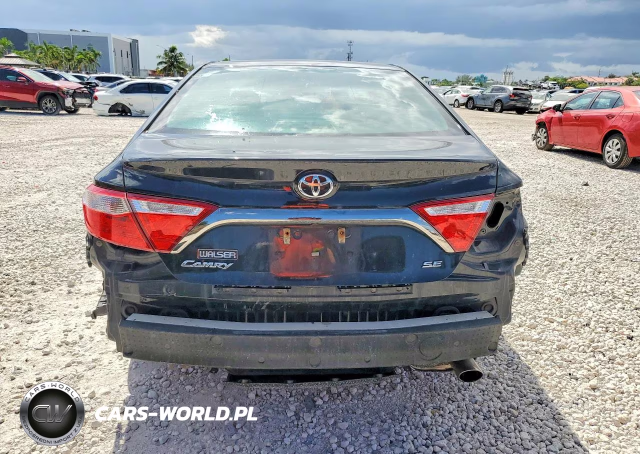 2016 Toyota Camry Se VIN:4T1BF1FK0GU591161 - 6