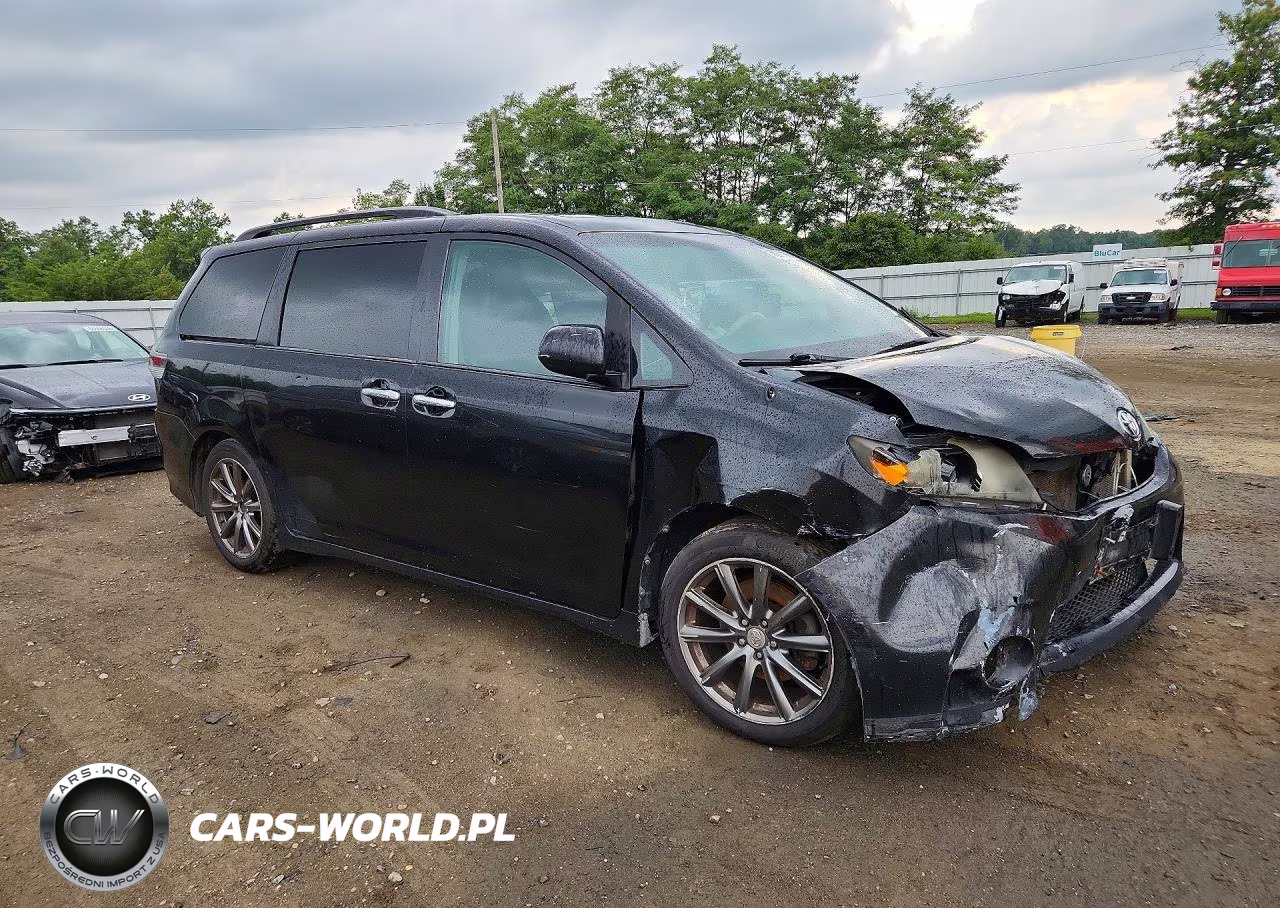 2014 Toyota Sienna Sport VIN:5TDXK3DC7ES509702 - 4
