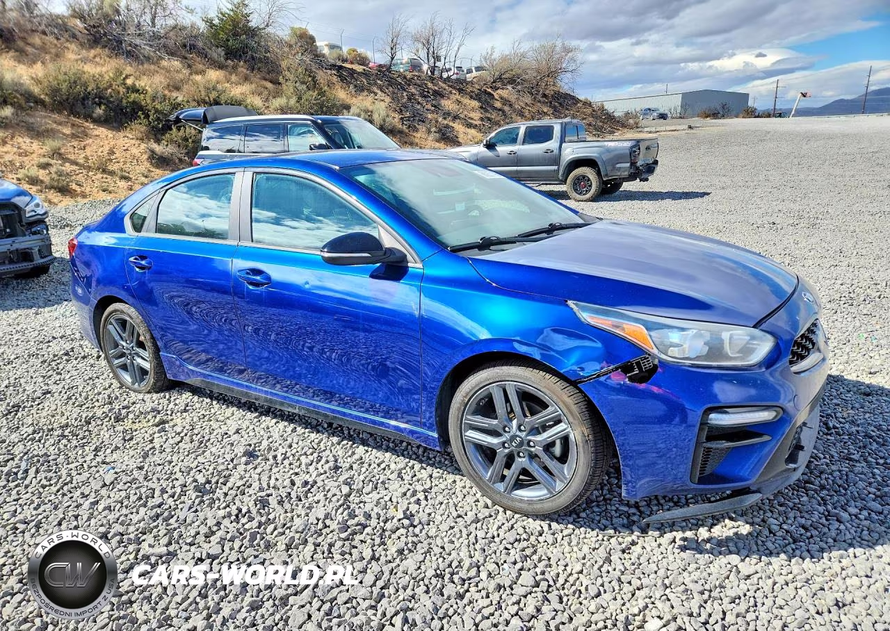 2020 Kia Forte Gt Line VIN:3KPF34AD8LE232612 - 4