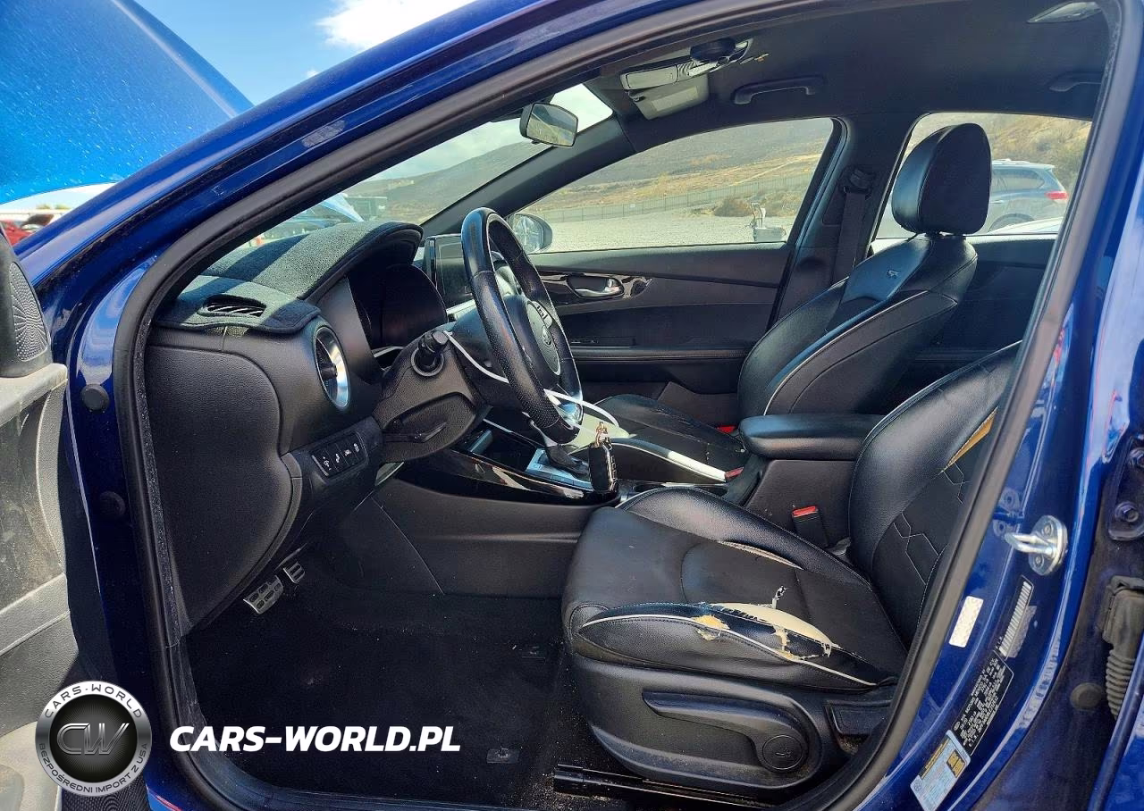 2020 Kia Forte Gt Line VIN:3KPF34AD8LE232612 - 7