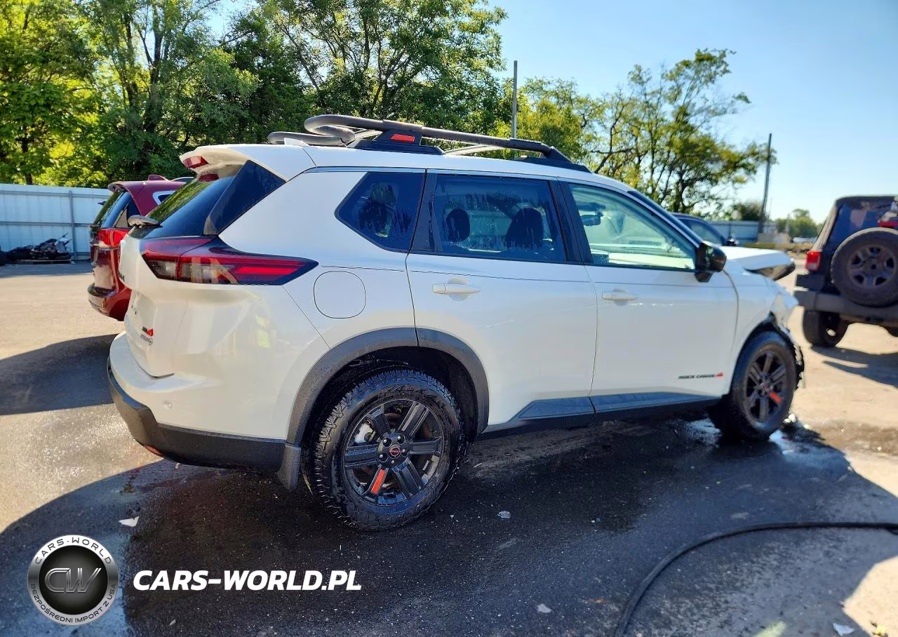 2025 Nissan Rogue Rock Creek VIN:5N1BT3BBXSC786645 - 3