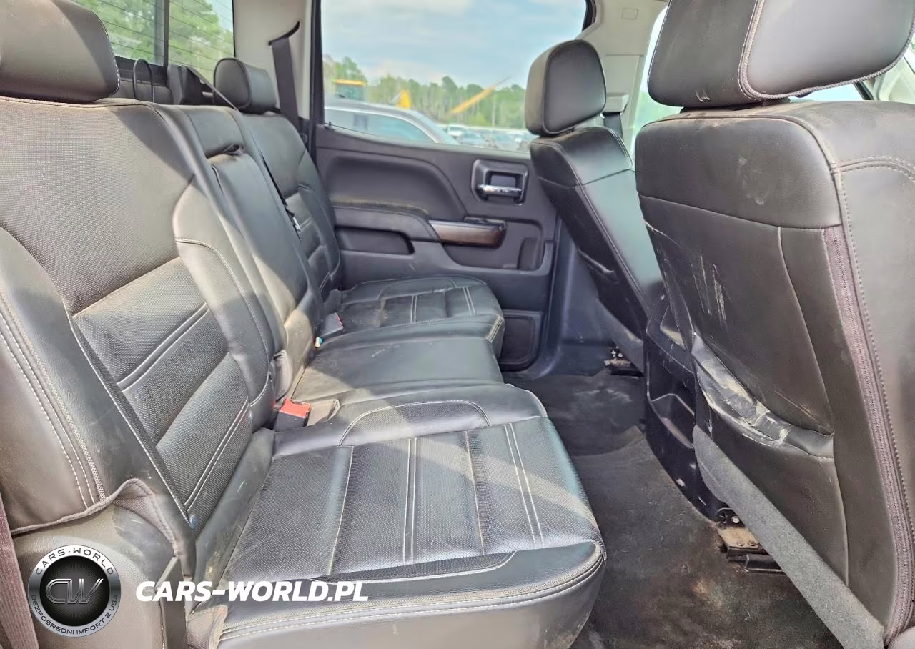 2018 GMC Sierra K2500 Denali VIN:1GT12UEY9JF117983 - 10