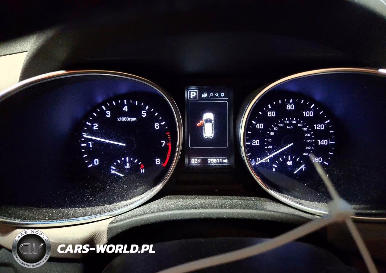 2018 Hyundai Santa Fe Sport 2.4L VIN:5XYZUDLB5JG570829 - 9