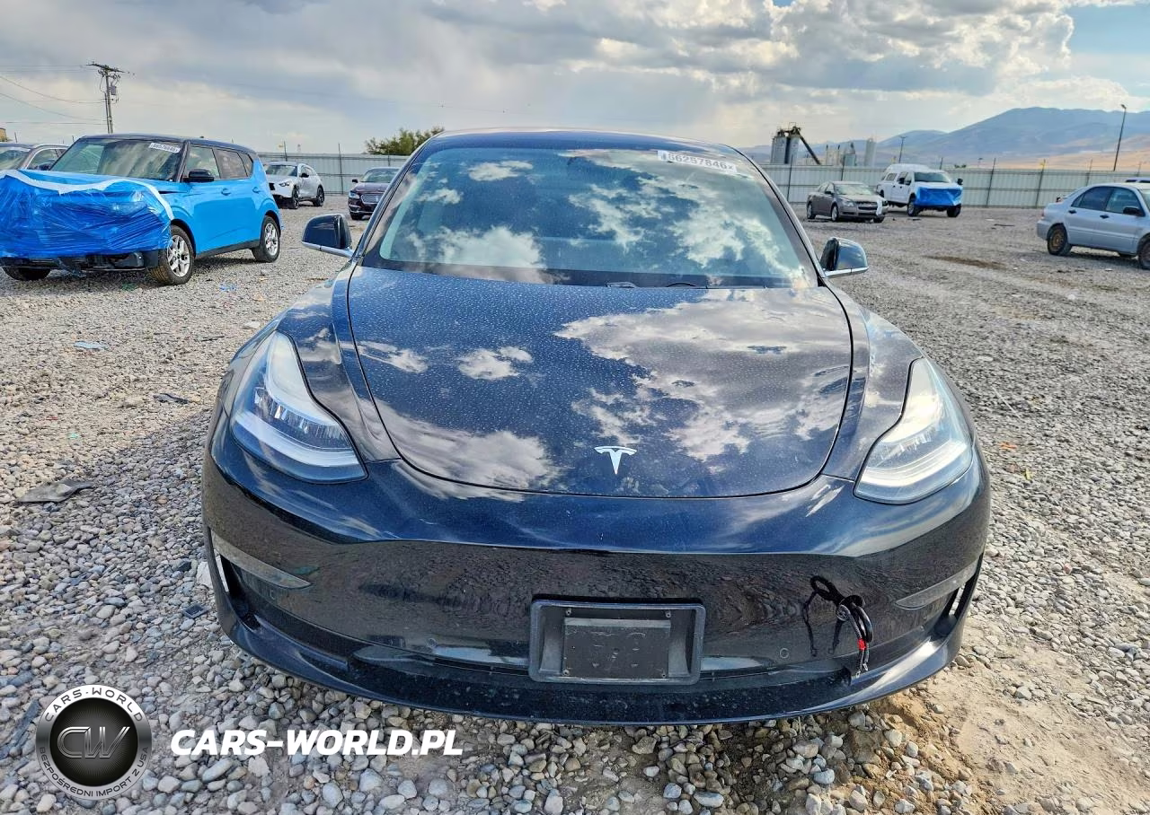 2018 Tesla Model 3 VIN:5YJ3E1EA1JF176435 - 5