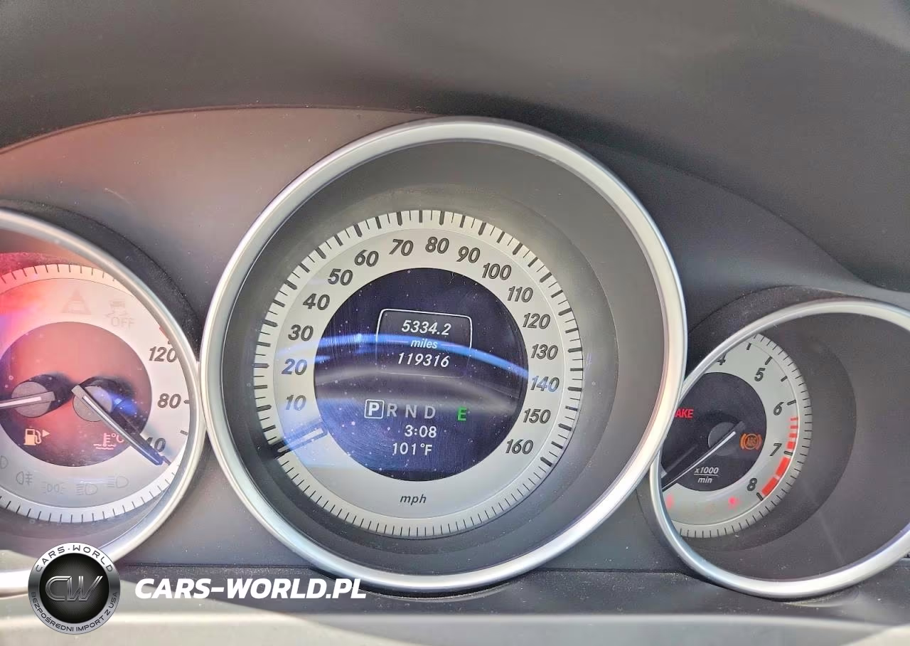 2013 Mercedes-Benz C 250 VIN:WDDGJ4HBXDF989457 - 9